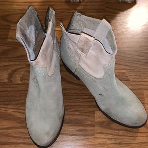 Steve Madden booties